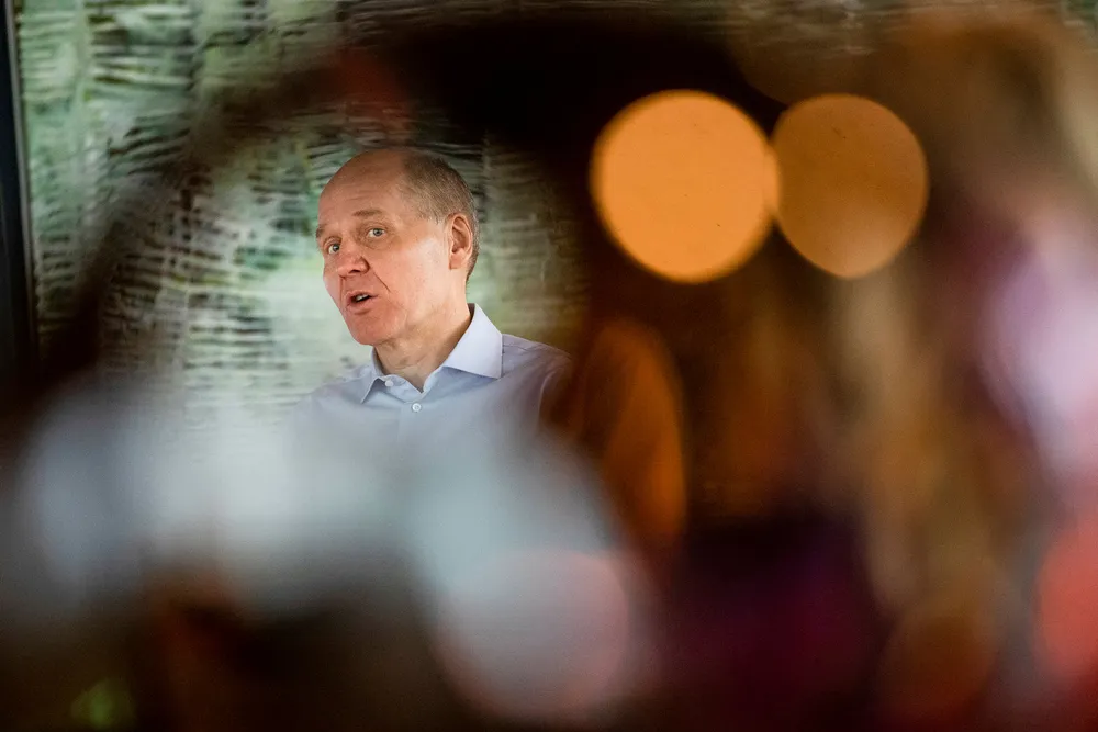 – Vi vil fortsatt slåss i rettssystemet for å finne en løsning enten der eller en løsning sammen med regulatøren, sier konsernsjef Sigve Brekke i Telenor.