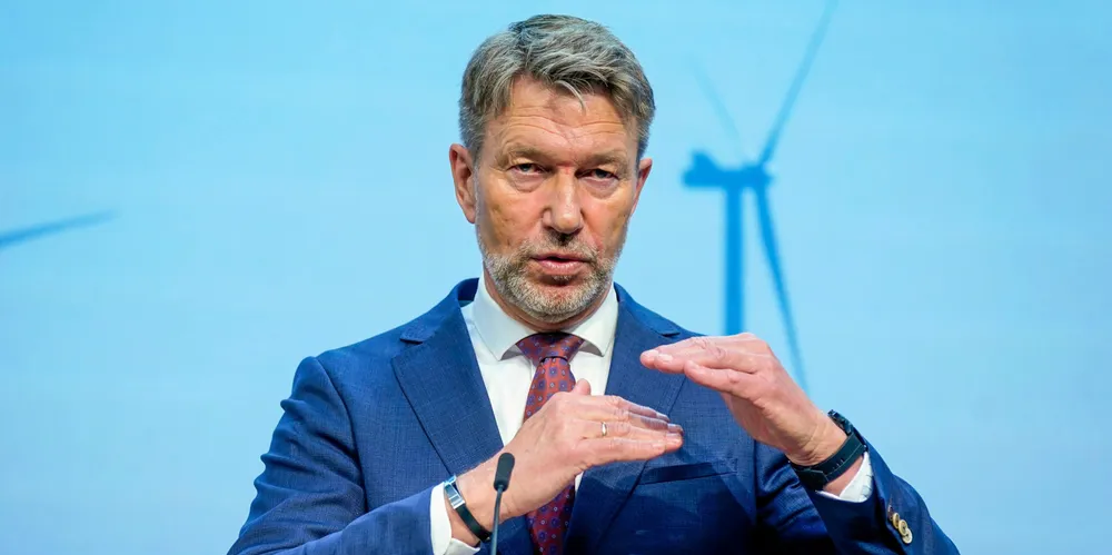 Det er ulike nivå på støttenivået på havvind. I Irland endte det på 100 øre/kWh etter auksjoner, mens statsråd Terje Aasland i utgangspunktet mener 66 øre er et bra utgangspunkt.