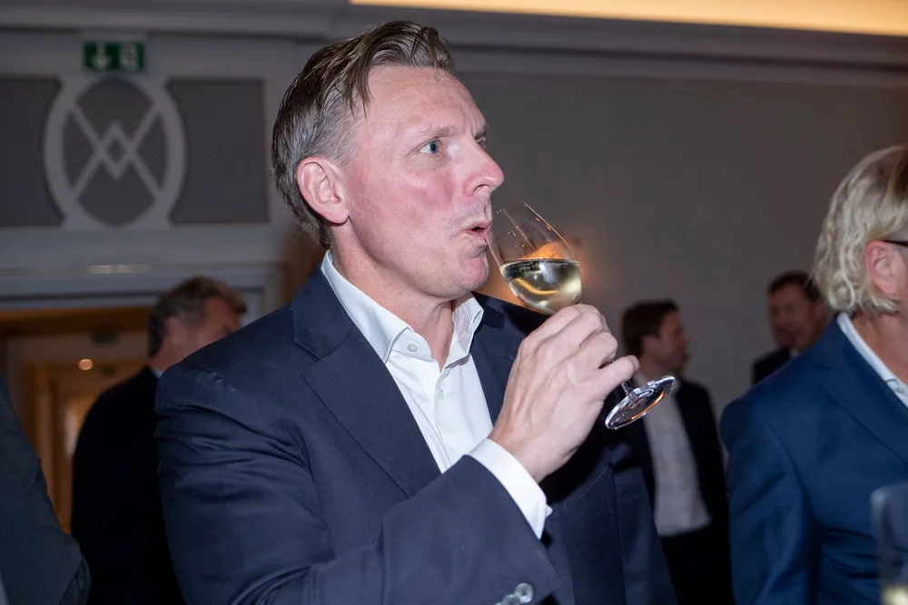 Skål! Den tidligere EQT-toppen Anders Misund var hjernen bak kjøpet av Autostore i 2016. Exiten var vel så god. Her på Hotel Continental.