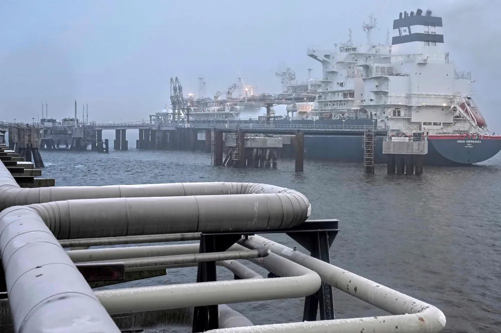 The Hoegh Esperanza FSRU vessel at Wilhelmshaven, Germany.