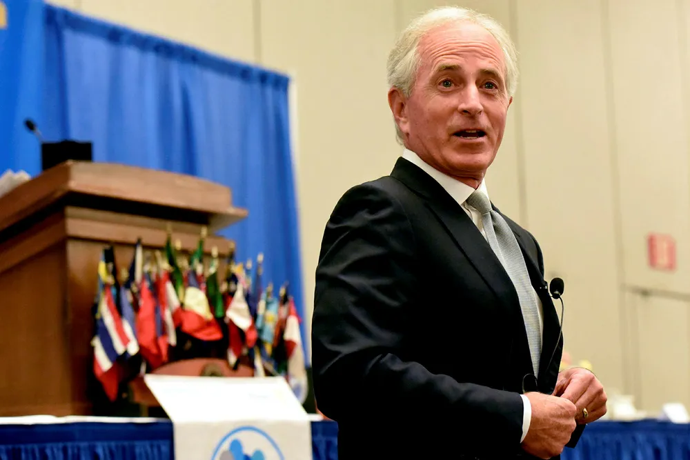 Den republikanske partitoppen Bob Corker langer ut mot president Donald Trump. Foto: Tim Barber/Chattanooga Times Free Press/AP/NTB scanpix