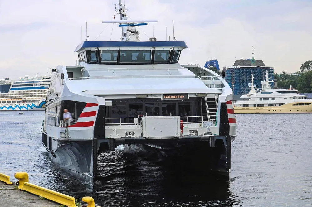 MS Njord går mellom Bergen og Nordfjord.