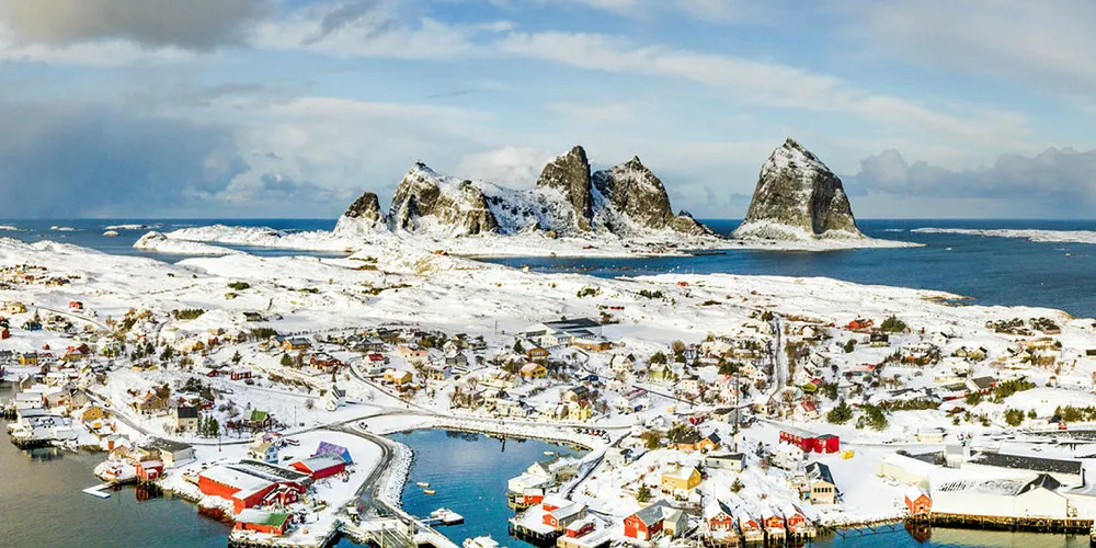 FRYKTER SAMFUNNSKOLLAPS: Træna er et av øysamfunnene langs Helgeland- og Trøndelagskysten som kan kollapse om føringstilskuddet forsvinner, viser Fiskeribladets beregninger.