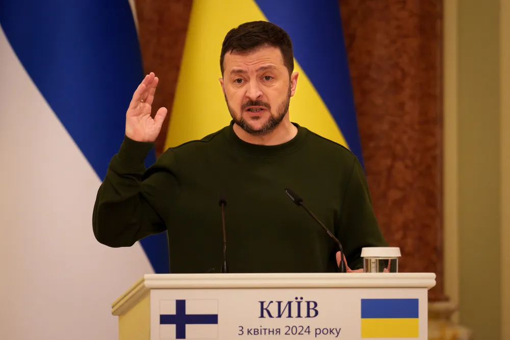 – Med denne støtten kommer vi til å ha en sjanse til å vinne, sa Ukrainas president Volodymyr Zelenskyj søndag. Her fra en pressekonferanse i Finland tidligere denne måneden.