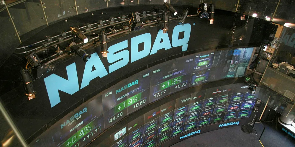 Publicly-listed company AquaBounty sells 38 percent of its shares.