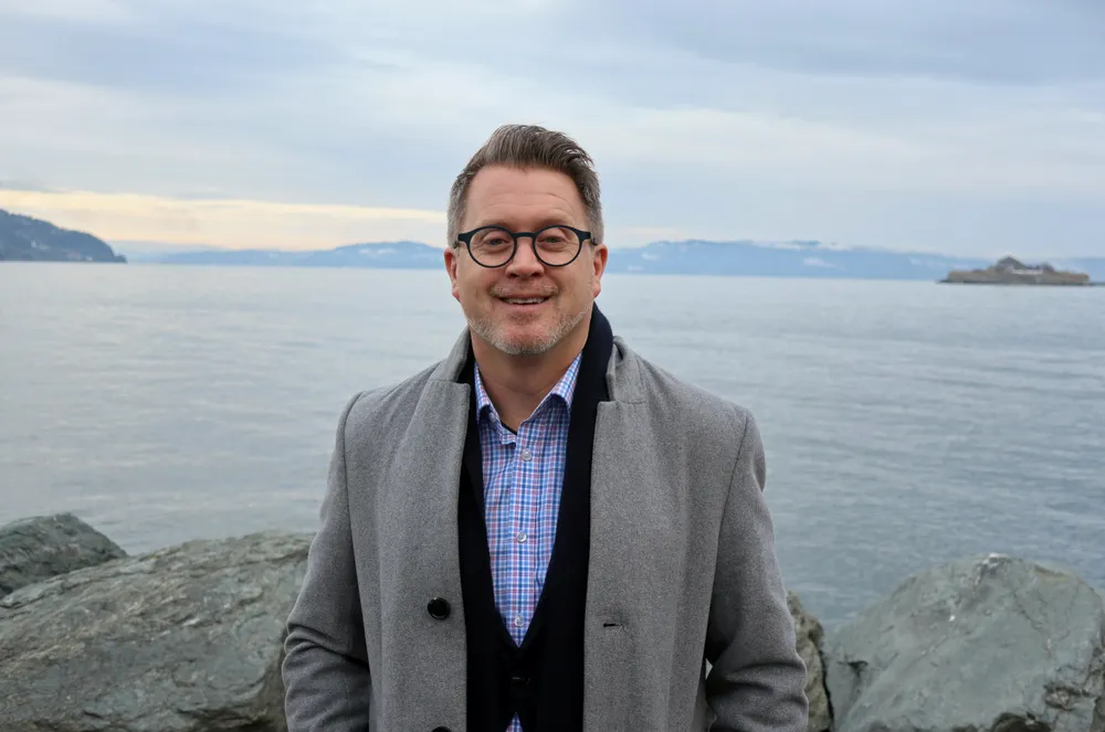 Øyvind André Haram er spent på kor lenge det går ut i neste veke, før han hentar fram mobilen...