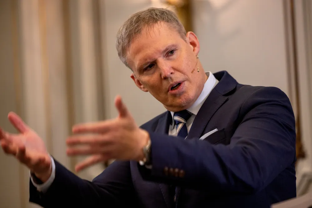 Mowi vil kjøpe resten av Nova Sea som ventes å slakte 52.000 tonn laks i år. Her er Mowi-sjef Ivan Vindheim.