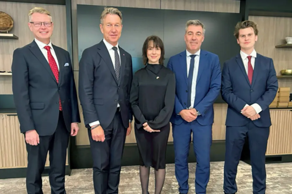 Nordisk ministermøte: Statssekretær Mika Nykänen (Finland), energiminister Terje Aasland (Norge), statssekretær Maja Lundbäck (Sverige), energi- og forsyningsminister Lars Aagaard (Danmark) og energi- og klimaminister Jóhann Páll Jóhannson (Island).