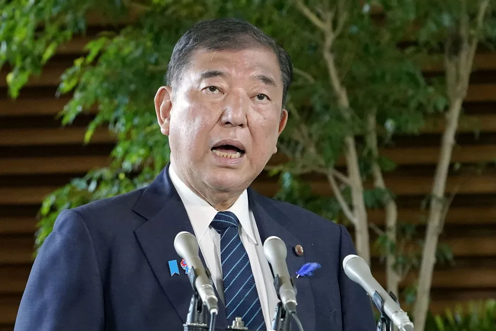 Japans statsminister Shigeru Ishiba uttrykte tirsdag dyp skuffelse over USAs beslutning om å øke tollsatsene på japanske varer