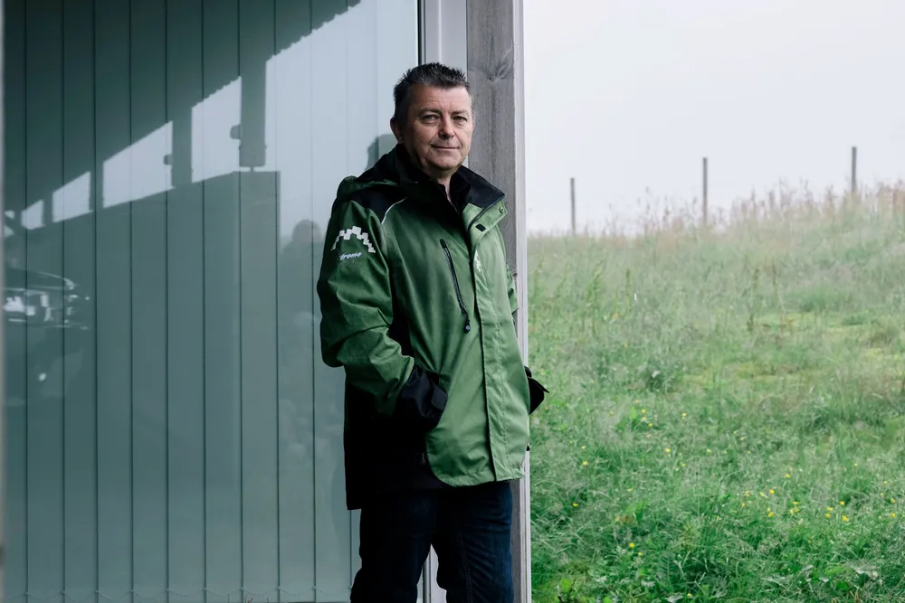 Lars Helge Helvig har tjent seg rik på vindkraft, og er største aksjonær i børnsnoterte Zaptec.