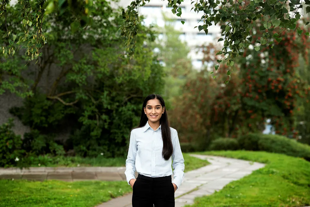 Aisha Ilyas er godt i gang med siviløkonomutdannelsen på BI.