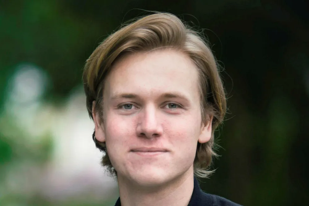 Unge Venstres Sondre Hansmark vil at det skal settes hardt mot hardt i Stortinget torsdag hvis representanter fra Frp og Høyre stemmer mot regjeringens lovforslag.