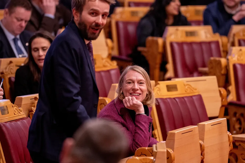 Anniken Huitfeldt og Jan Christian Vestre åpner for å «diskutere» formuesskatten, men minner om Trond Giskes utspill i 2011, skriver Tina Bru.