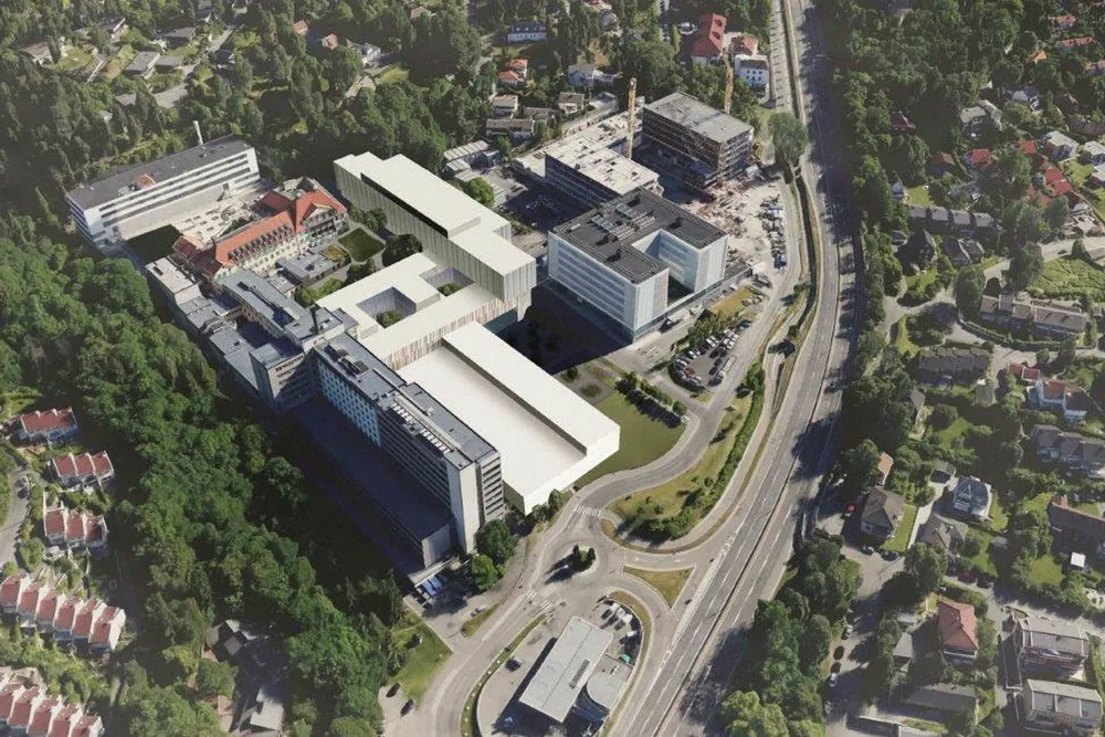 Personlig mistenker jeg OUS for ikke å ta det så nøye med å beregne hvilken kapasitet det nye sykehuset skal ha, og at man konsentrerer seg om å lage et så avansert sykehus som pengene tillater, skriver innleggsforfatteren. Her en foreløpig skisse over nytt klinikkbygg og protonsenter på Radiumhospitalet.