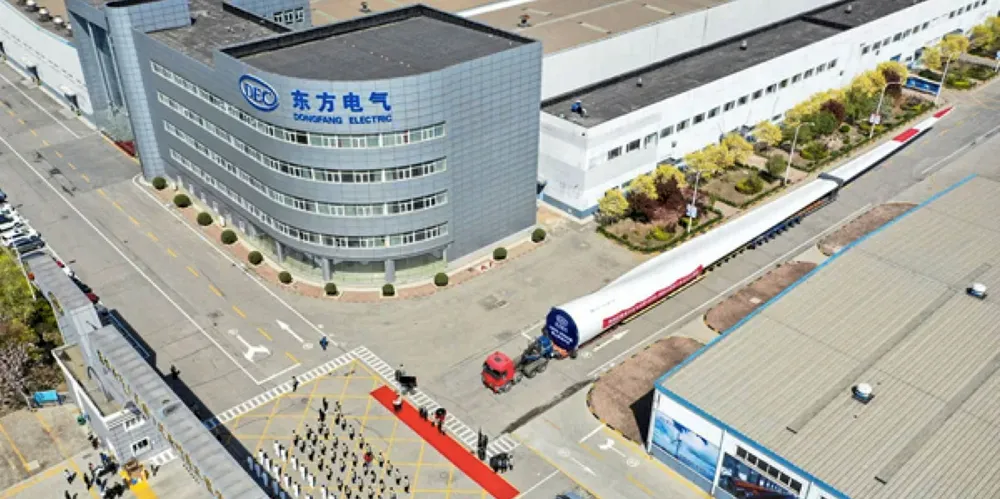Dongfang's 10MW blade starts its journey to Fujian.