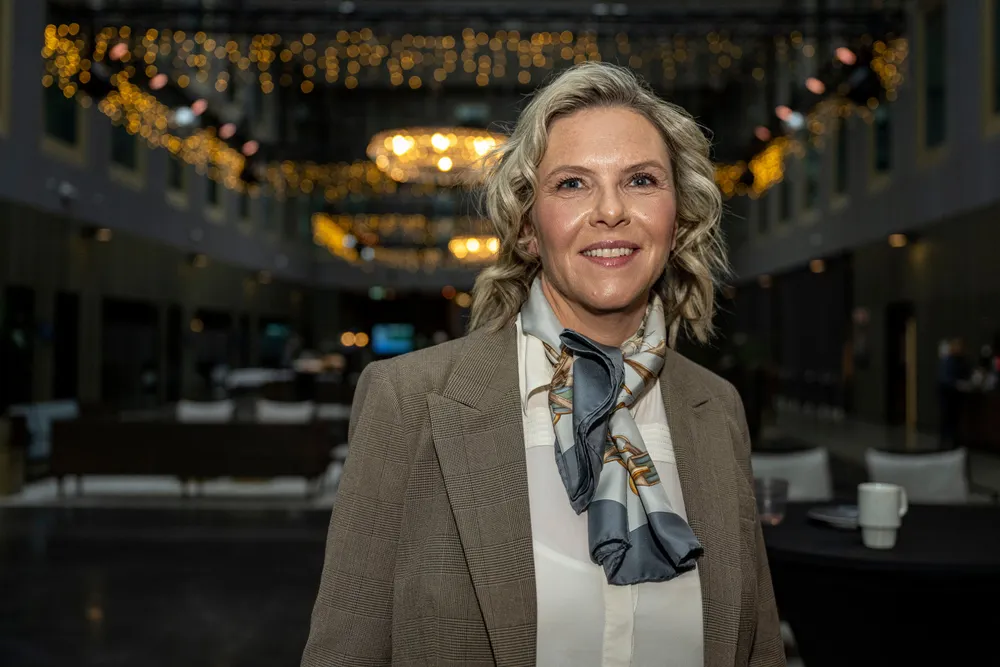 Frps utsagn om å kutte i bistand for å finansiere skatte- og avgiftskutt her hjemme, er et faresignal, skriver artikkelforfatteren. Bildet av Frp leder Sylvi Listhaug.