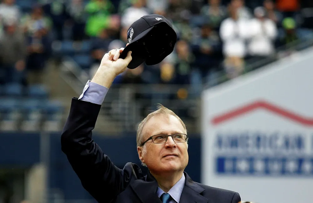 Paul Allen, som grunnla Microsoft med Bill Gates, døde mandag.
