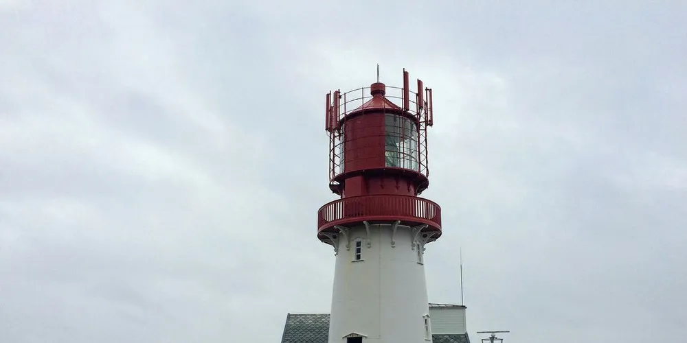 En nødrakett ble skutt opp ved Lindesnes fyr klokken 12 onsdag.