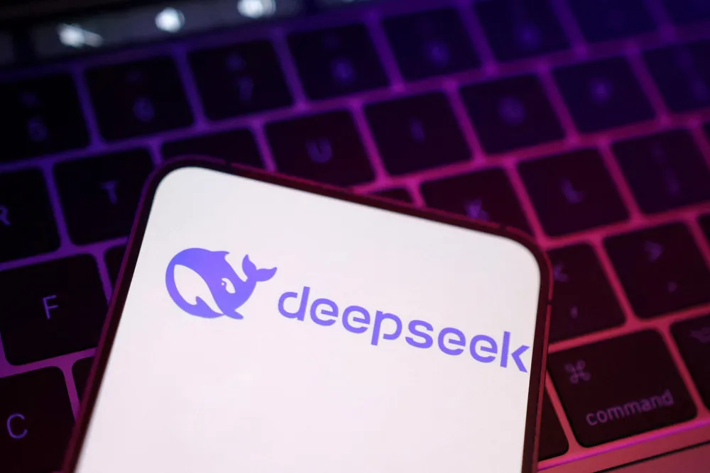 Kinesiske DeepSeek er nykommeren som kan skape store bølger i AI-markedet.