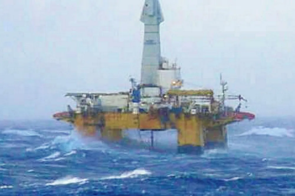 BOP spill: from the Transocean semi-sub Henry Goodrich