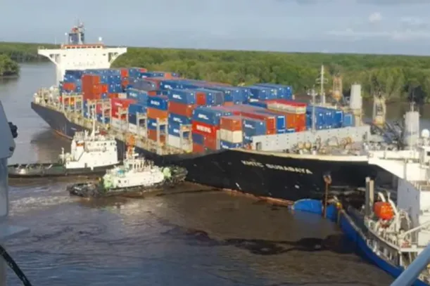 The KMTC Surabaya boxship and the Glengyle tanker collided in Vietnam.