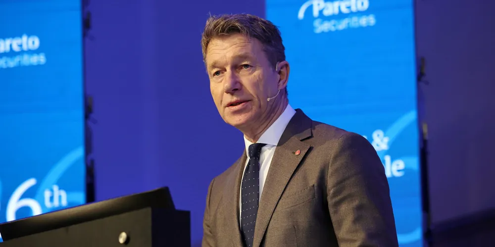 Energiminister Terje Aasland har fått spørsmål om sanntidsdata i kjølvannet av en rapport fra Forbrukerrådet.