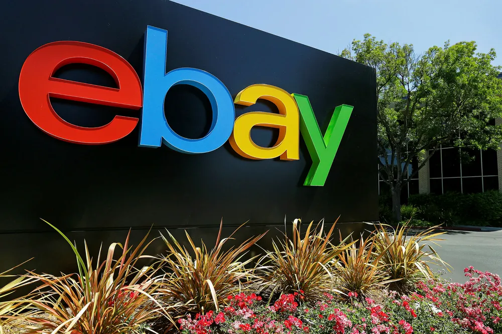 eBay-ansatte anklaget for å ha sendt kakerlakker i posten til folk