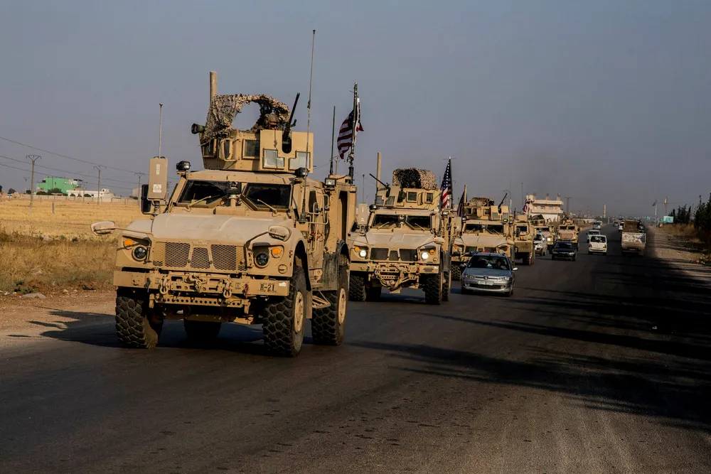 USA har sagt ja til å vokte over oljefelt i Syria.