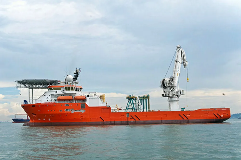 At work: the Sapura Constructor is operating on the Montara field