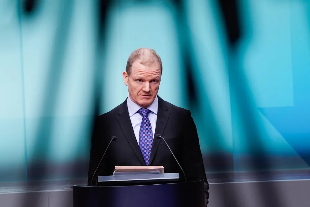 Visesentralbanksjef Pål Longva sier vekstutsiktene internasjonalt ser svakere ut.