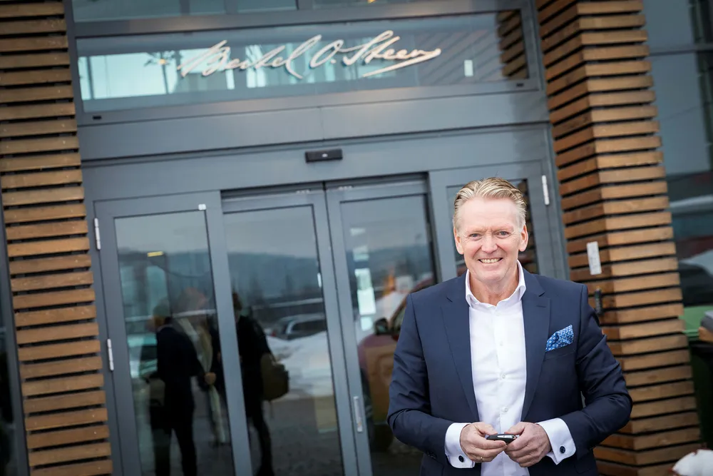 Konsernsjef Bjørn Maarud i Bertel O. Steen har lange ventelister men begrenset med tilgang på elbiler. Det preger også årsresultatet for i fjor.