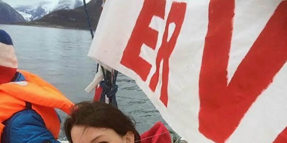 Bodøs varaordfører Synne Høyforsslett Bjørbæk (Rødt) deltok lørdag i en demonstrasjon mot Gifas' anlegg i Mistfjorden ved Bodø.