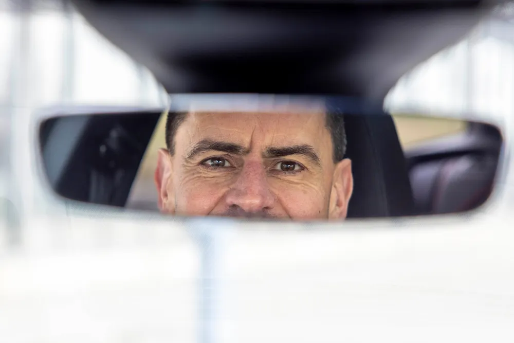 – I en verden med tollsatser venter kundene økte priser som igjen påvirker etterspørselen. Det er uunngåelig, sier salgsdirektør Martin Sander i Volkswagen Passenger Cars.