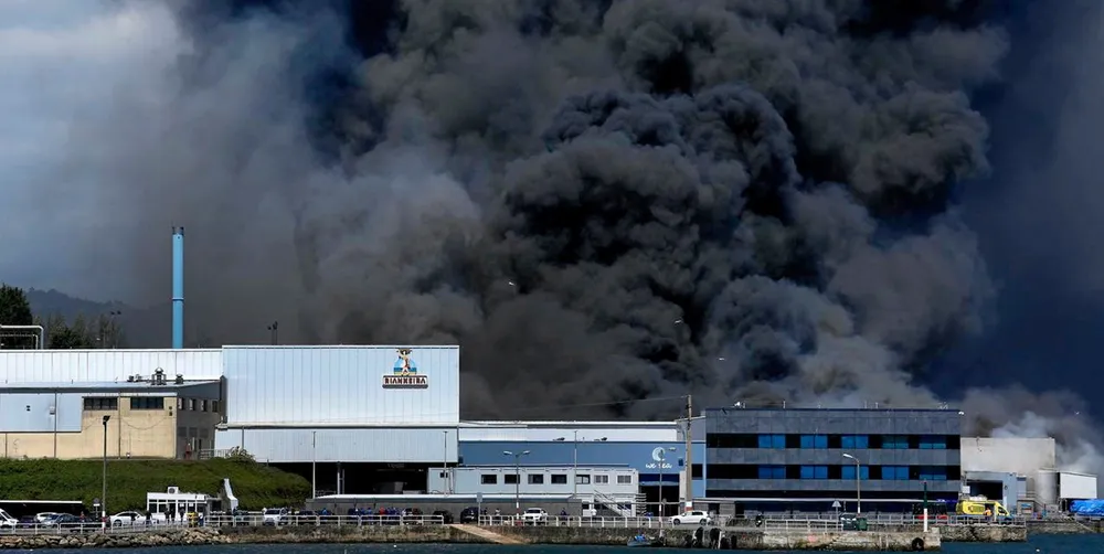 The cause of the fire is so far not known.