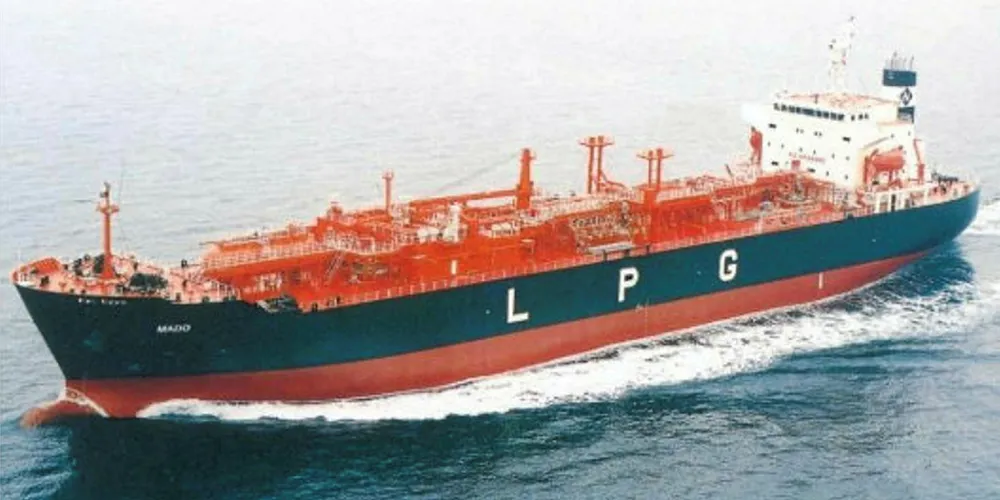 The 23,000-cbm Mathraki (built 2003)