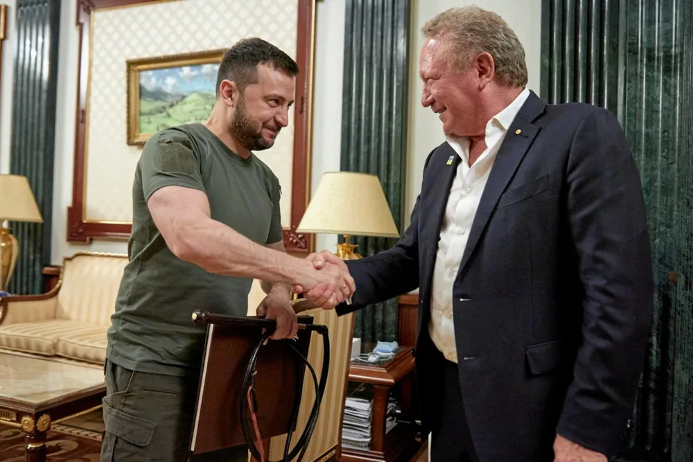 Ukrainian President Volodymyr Zelensky meeting Andrew Forrest in Kyiv in June.