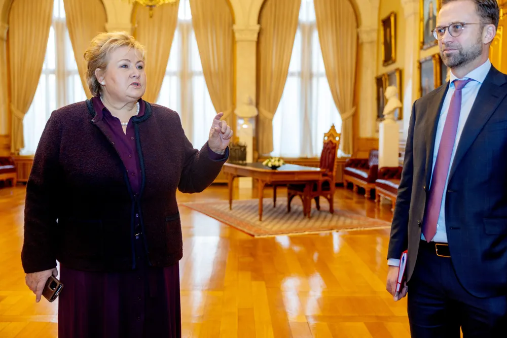 Høyre-leder Erna Solberg og næringspolitisk talsperson Nikolai Astrup (H) mener de 120 milliardene regjeringen har dratt inn på økt skatt ikke er svaret for vekst og velferd.