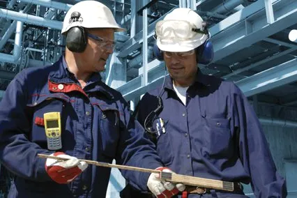Foster Wheeler profit drops
