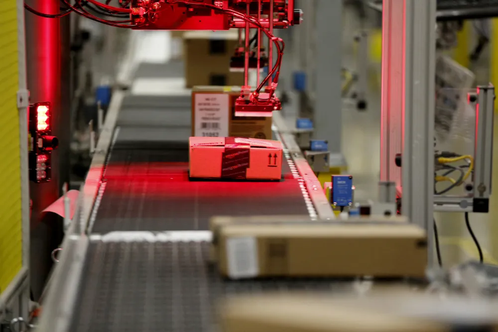 Netthandelselskaper som Amazon vokste kraftig og doblet antall ansatte under pandemien. Nå rammes imidlertid Amazon av lavere kjøpekraft.