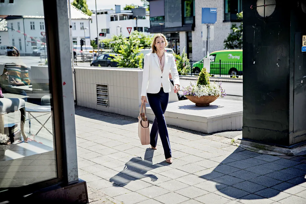 – Endringene i Oslo-markedet er store. Derfor får vi ikke prisene vi trodde vi skulle få. Både vi og selgerne må justere prisene på boligene. Vi ser flere boliger nå der prisen må settes ned flere ganger for at vi skal få solgt, sier administrerende direktør Hedda K. Ulvness i Eie eiendomsmegling. Foto: Aleksander Nordahl