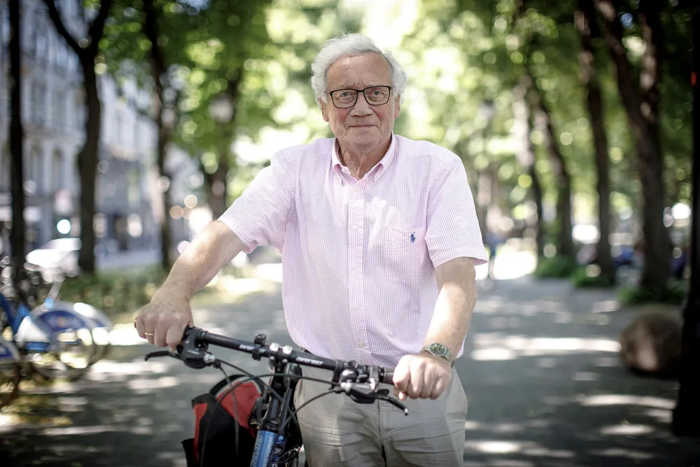 – Min bakgrunn både som ombudsmann og advokat innebærer at jeg har kontakter utenfor Norske Selskab som gjør det viktig for meg og for min trivsel i Norske Selskab at Norske Selskab blir respektert og oppfattet som en seriøs forening, sier Arne Fliflet, medlem i direksjonen i Norske Selskab.
