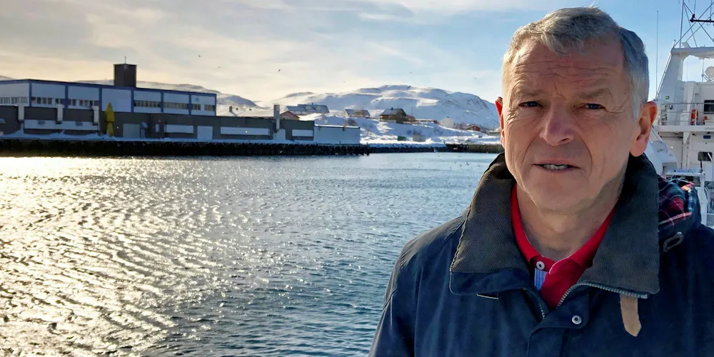 OVERRASKET: Mangeårig ordfører i Båtsfjord, Geir Knutsen (Ap), synes partiet har levert varene og er overrasket over valgresultatet.