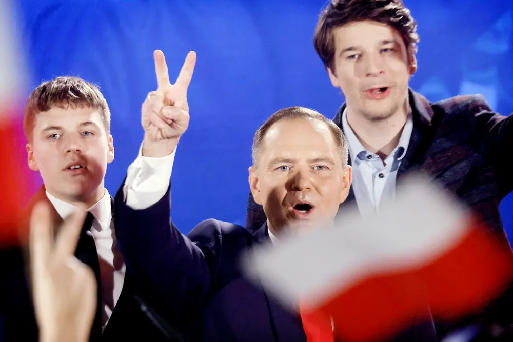 Karol Nawrocki vant presidentvalget i et splittet Polen.