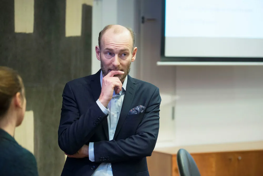 Fritt Ord-leder Knut Olav Åmås mener det er en hersketeknikk å avskrive personlige erfaringer som anekdotisk bevis. Det kan også være uttrykk for sunn kritisk sans, mener artikkelforfatteren. Foto: Per Ståle Bugjerde