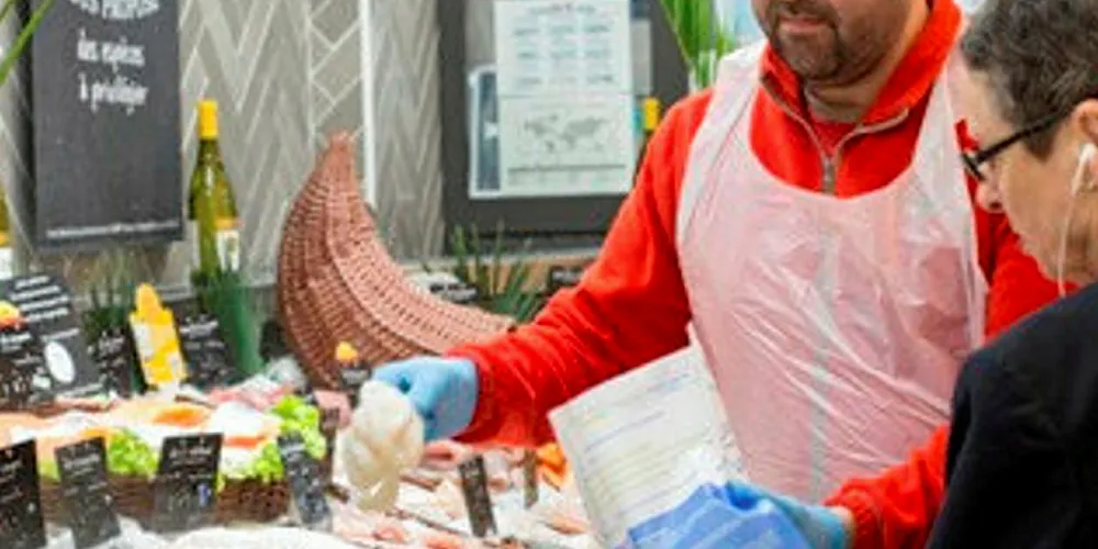 What makes a good seafood supplier? Carrefour has specific requirements for farmed and wild-fish suppliers.