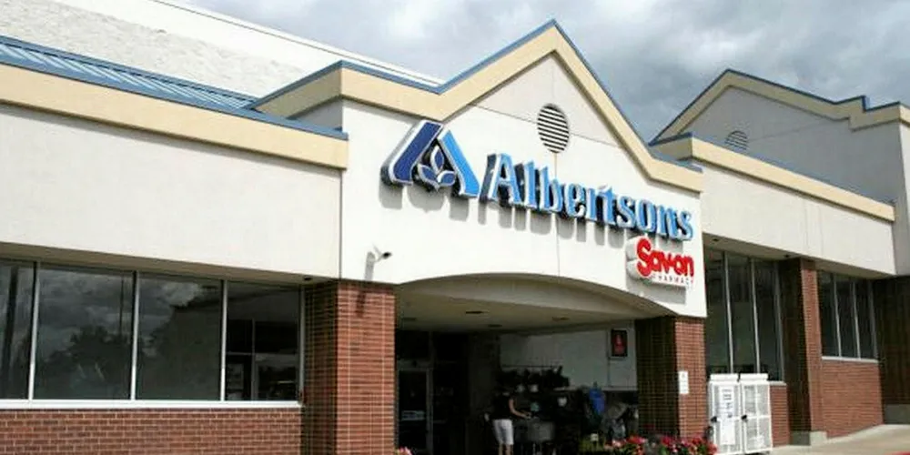 Albertsons - RealtyMetrix LLC/Twitter