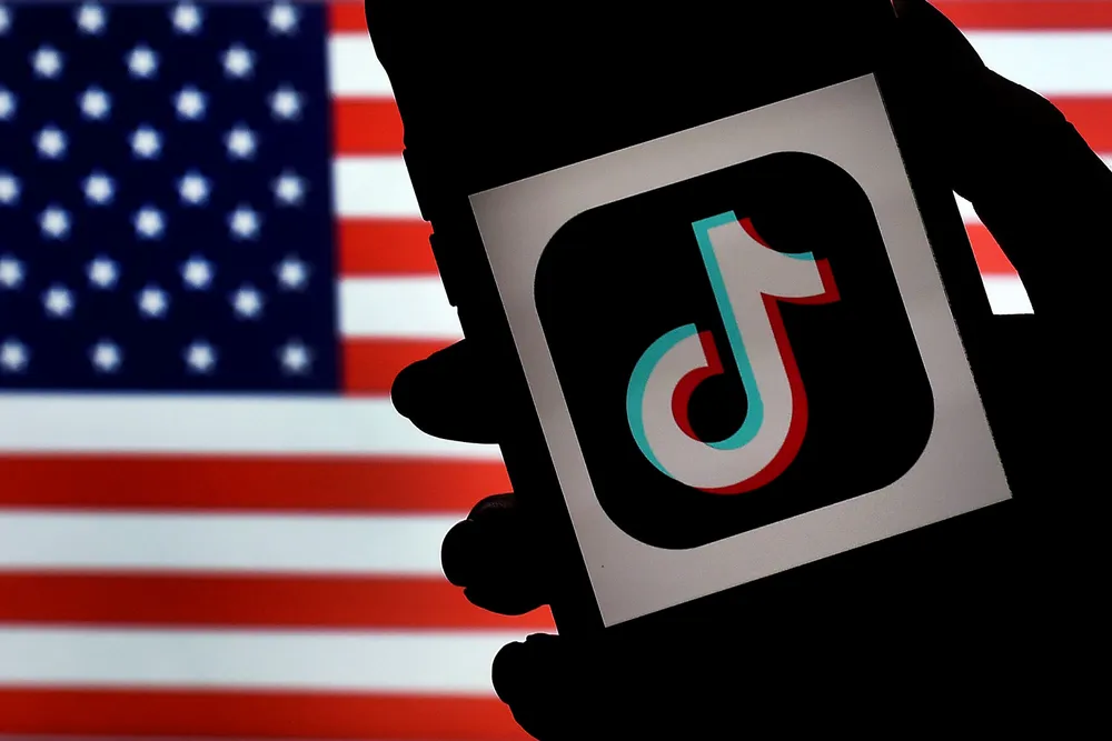 Det er fremdeles usikkert om Tiktok for fortsette sin virksomhet i USA. Nå lanserer Youtube sin egen Tiktok-konkurrent.