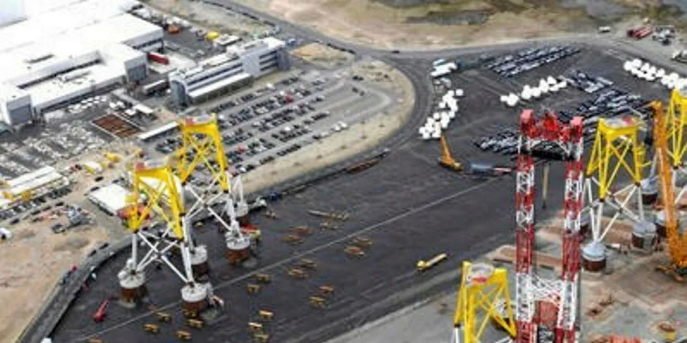 Load-out of borkum jackets.