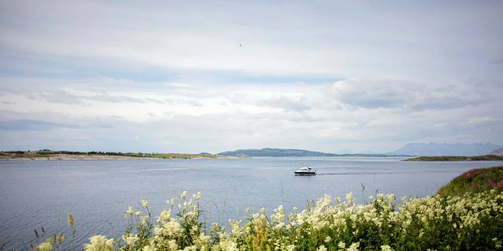 VEVELSTAD: Senterpartiets Geir Adelsten Iversen har vært på besøk i idylliske Vevelstad kommune på Helgeland og ble begeistret over det han opplevde der.Arkivfoto: Javad Parsa
