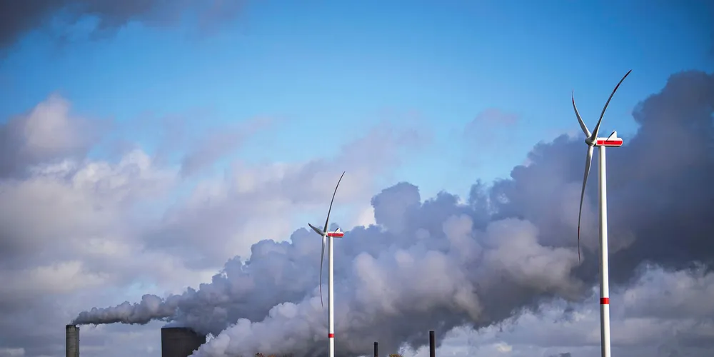 The phase out of coal generation is among the demands of the investors.